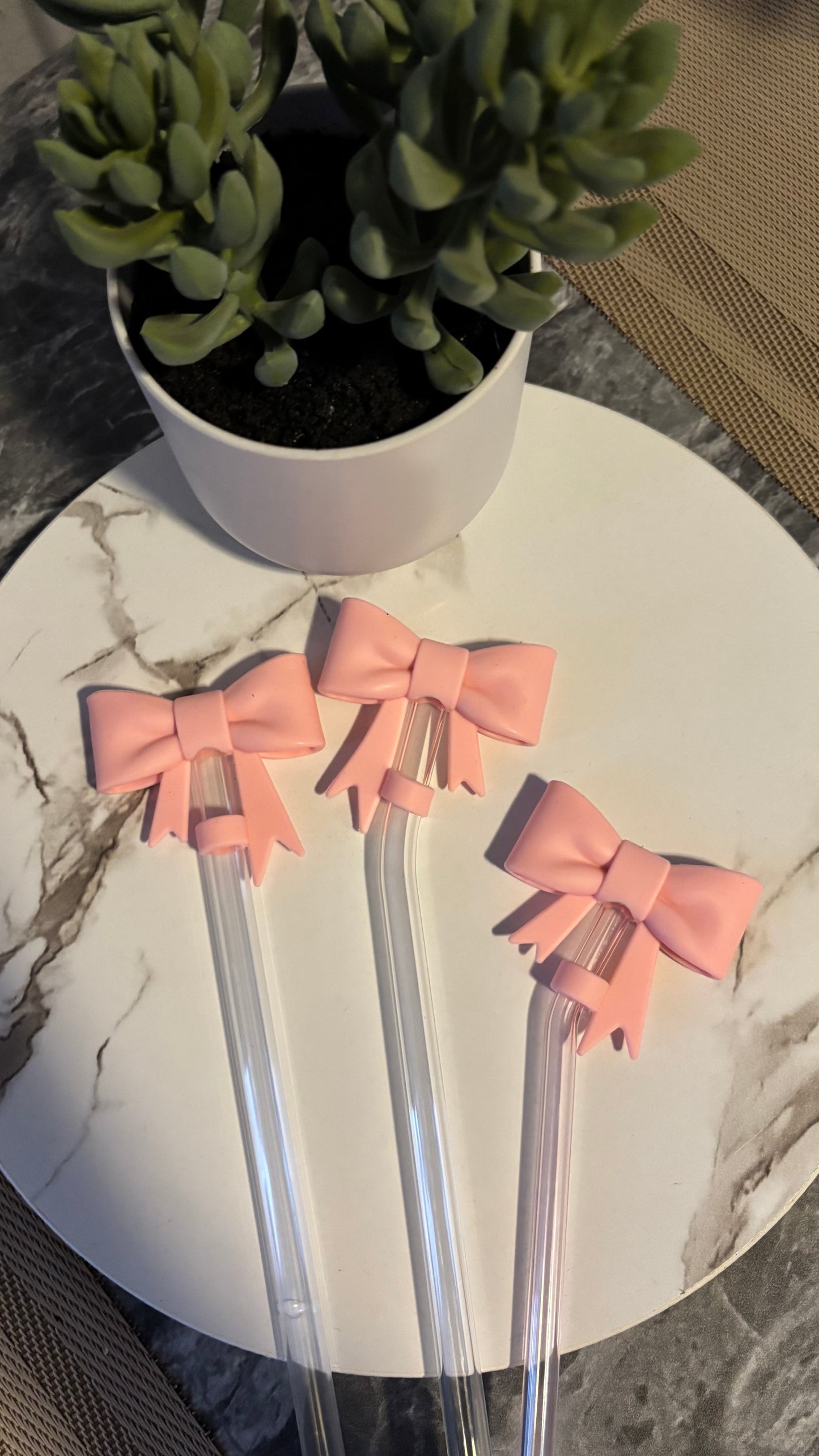 Pink bow straw topper