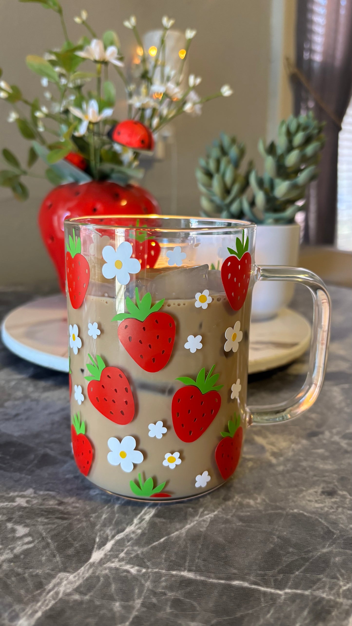 Summer strawberry glass mug