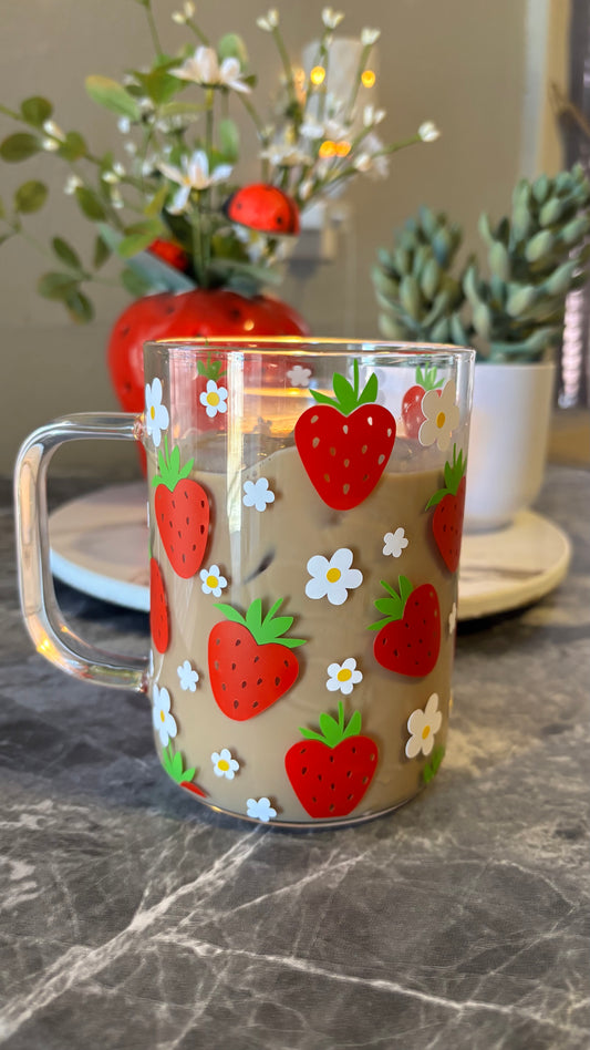 Summer strawberry glass mug