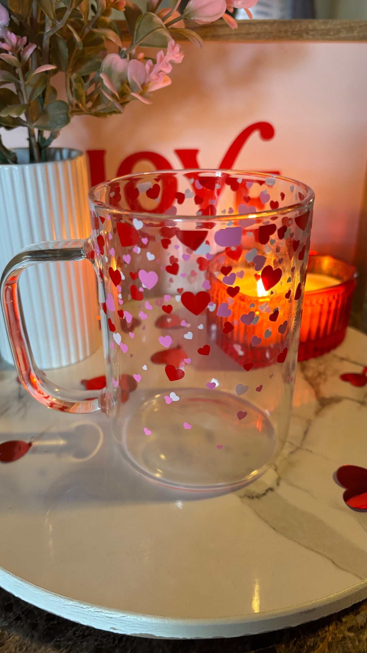 Confetti hearts glass mug