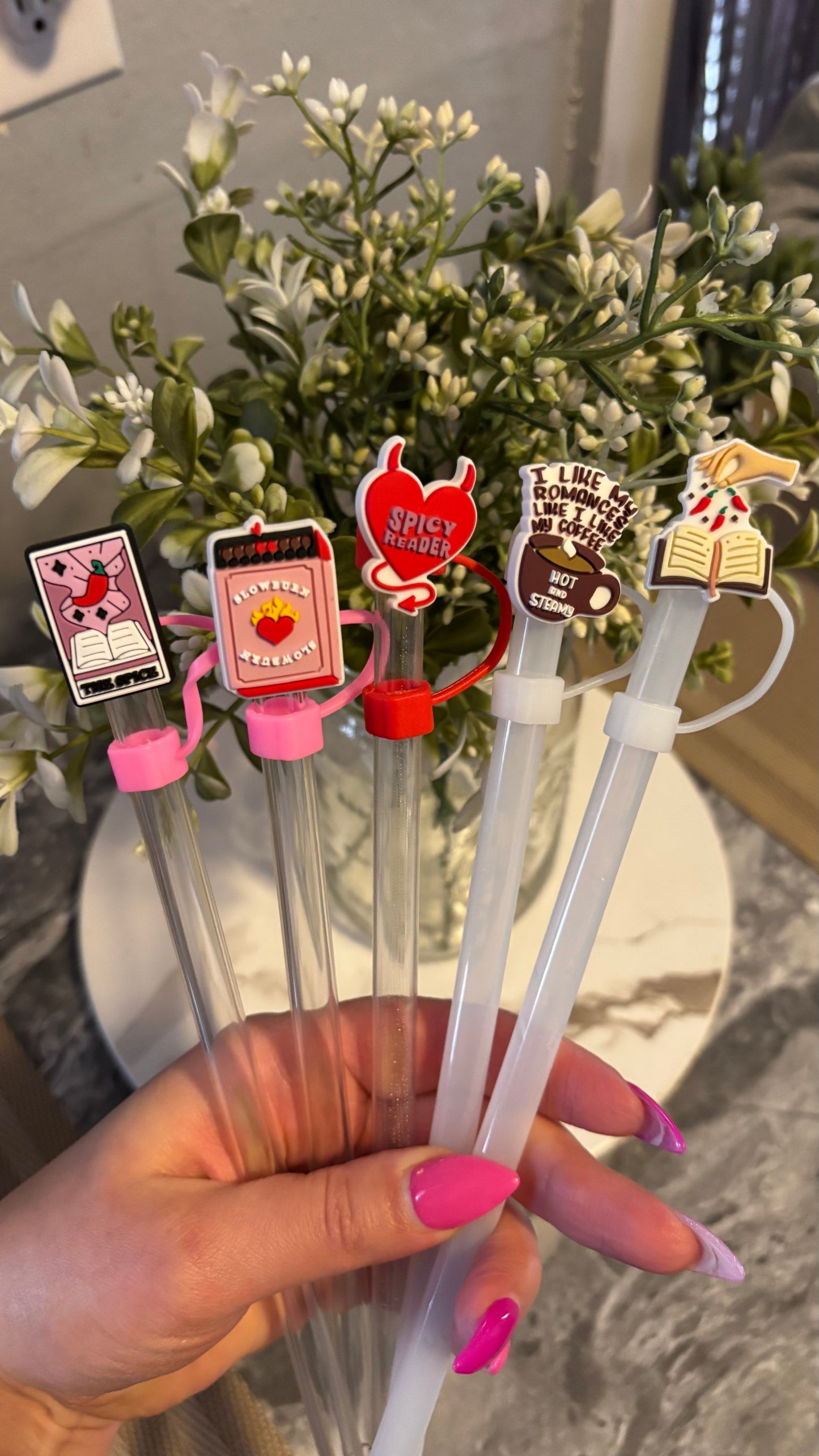 Spicy bookish straw topper