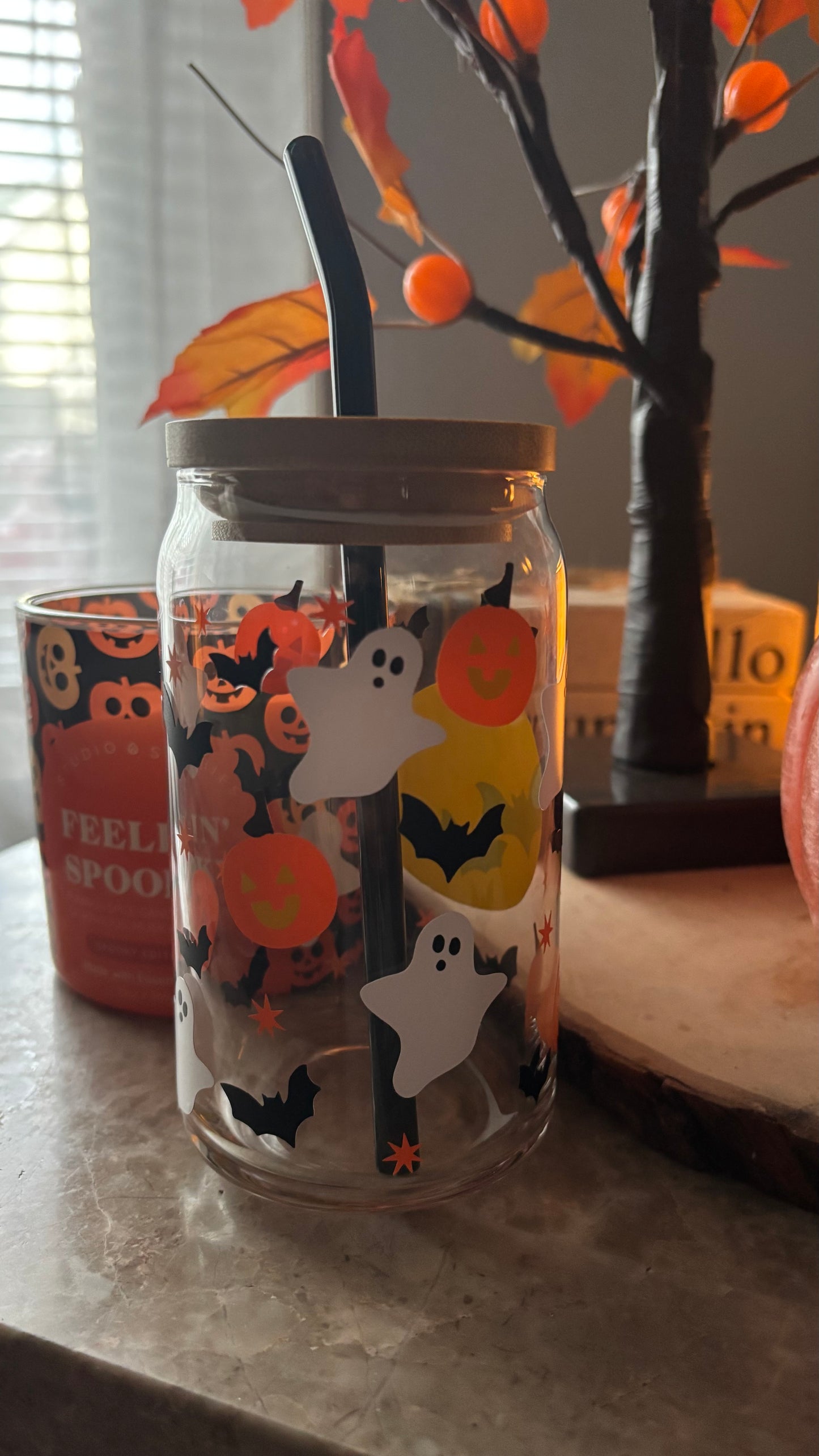 Spooky bats and ghosts cup