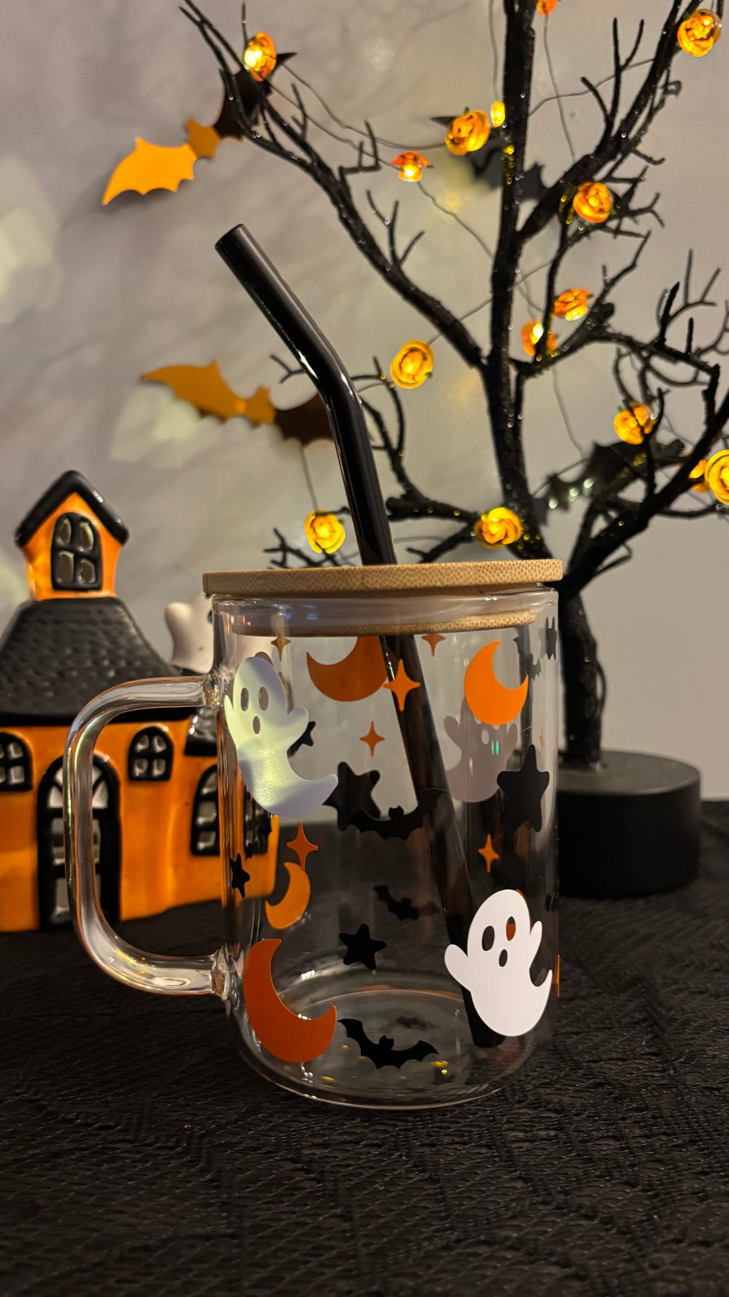 Halloween ghosts glass mug
