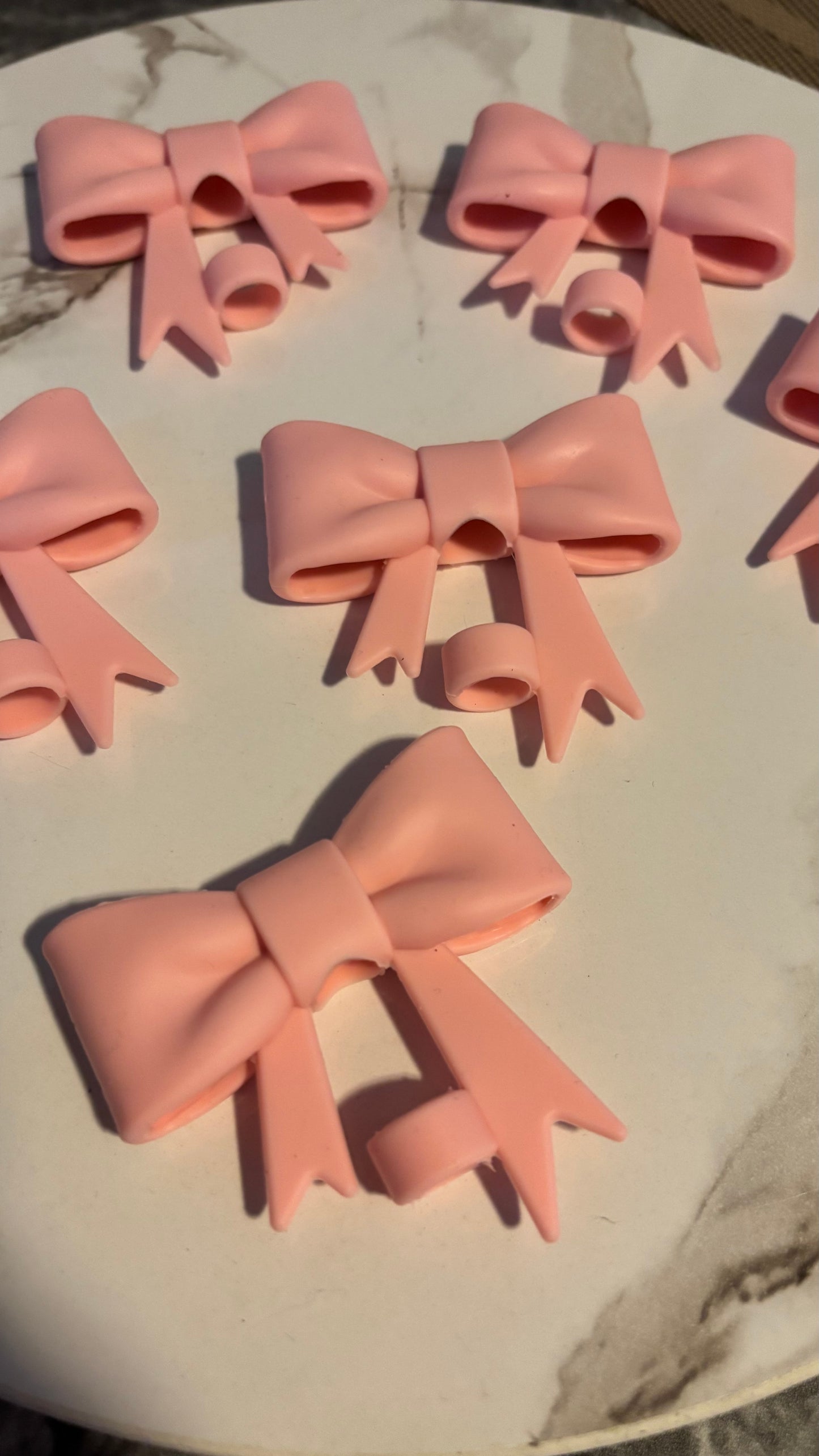 Pink bow straw topper