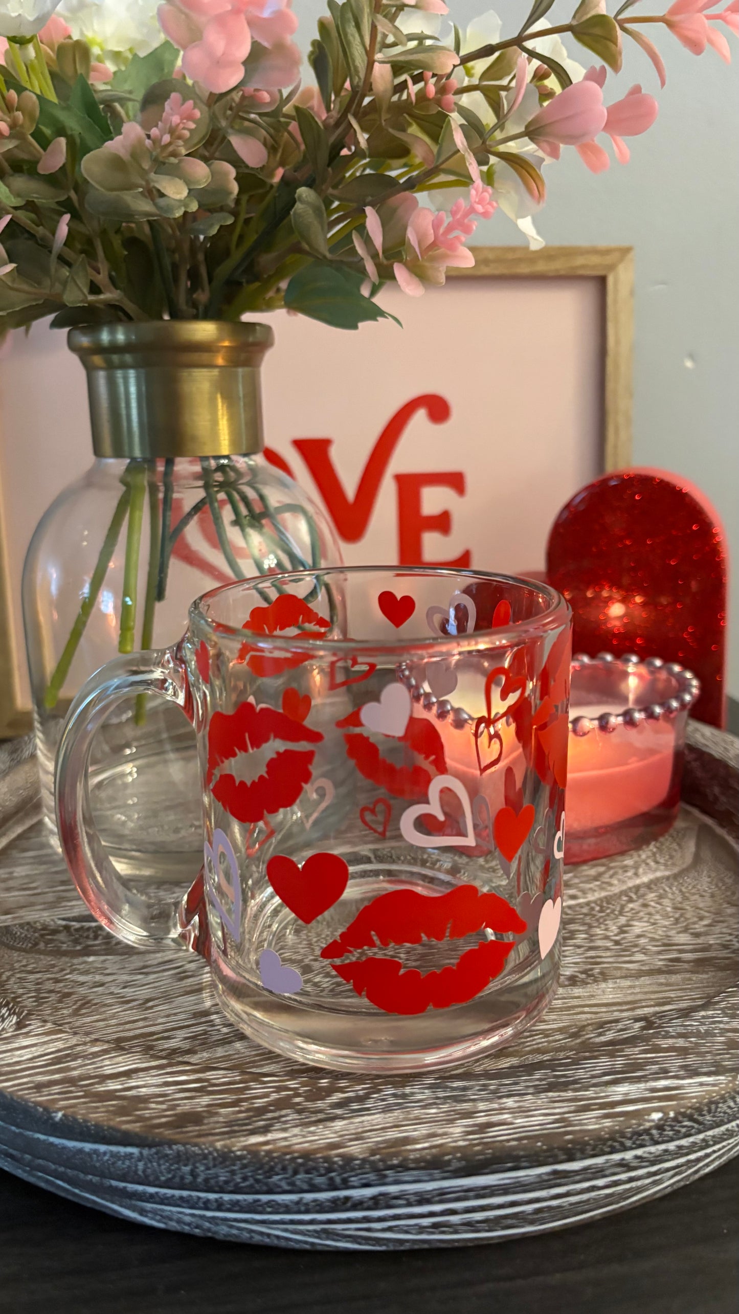 Valentines kisses and hearts mug