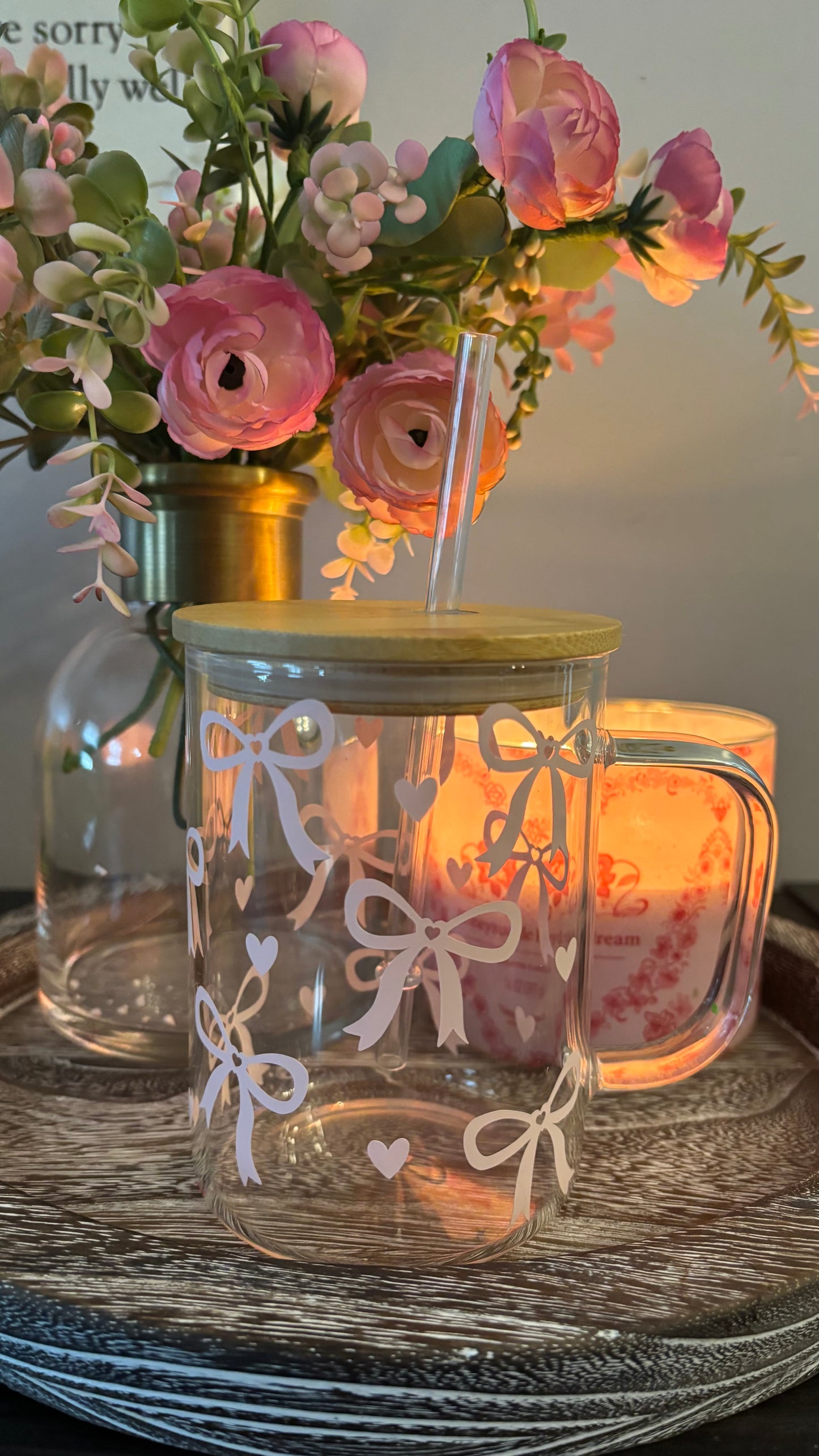 Pink bows glass mug