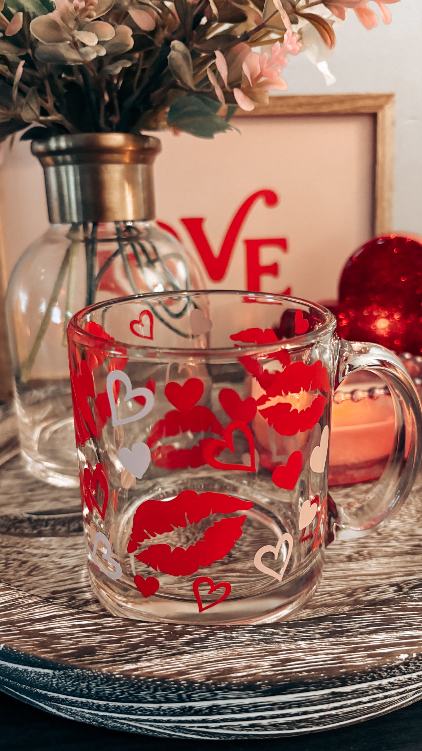 Valentines kisses and hearts mug