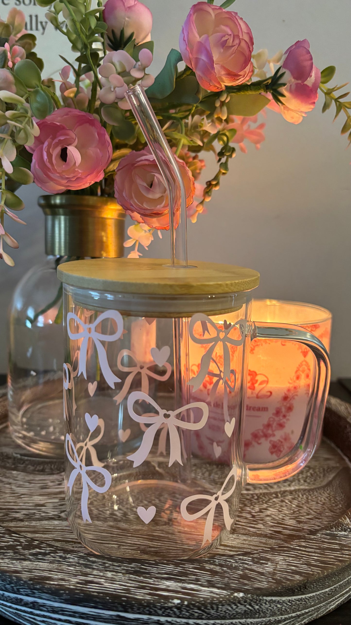 Pink bows glass mug