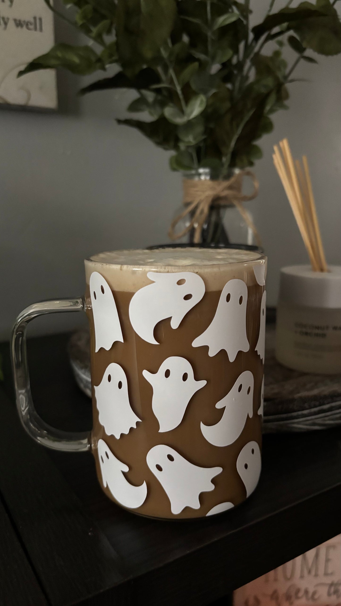 Spooky ghosts glass