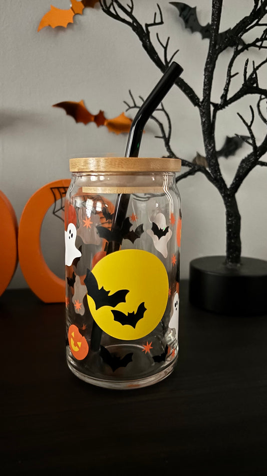 Spooky bats and ghosts cup