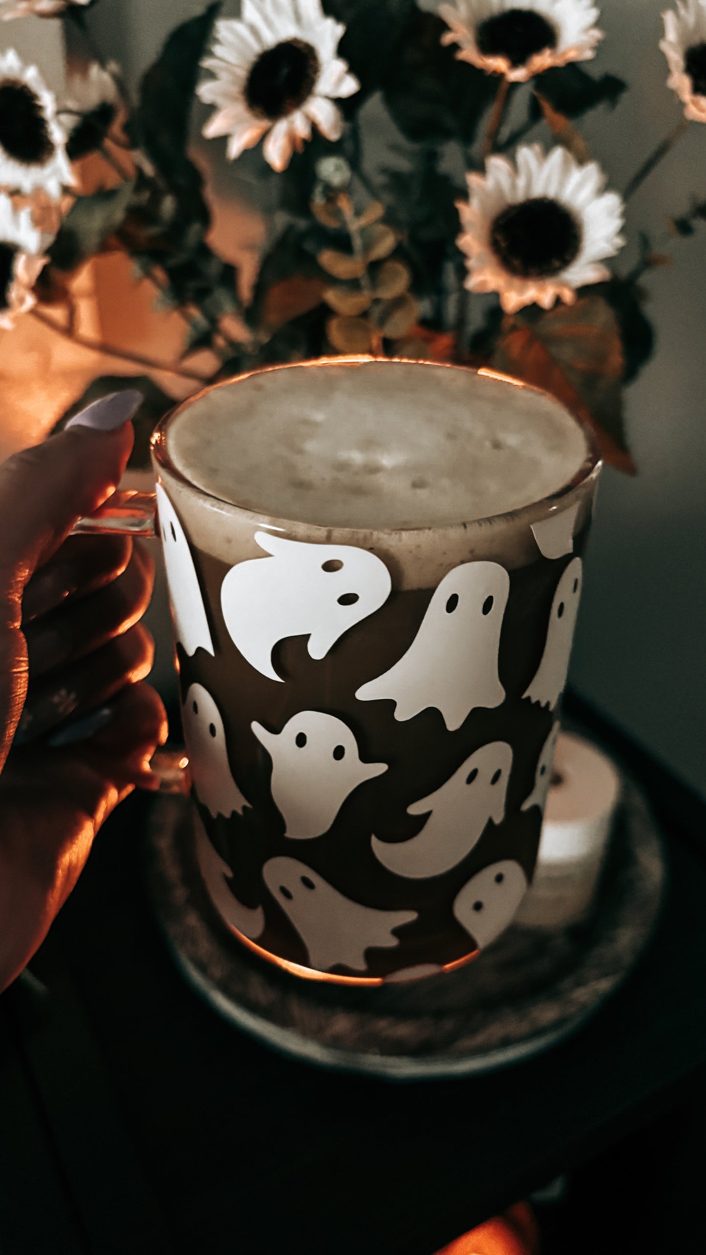 Spooky ghosts glass