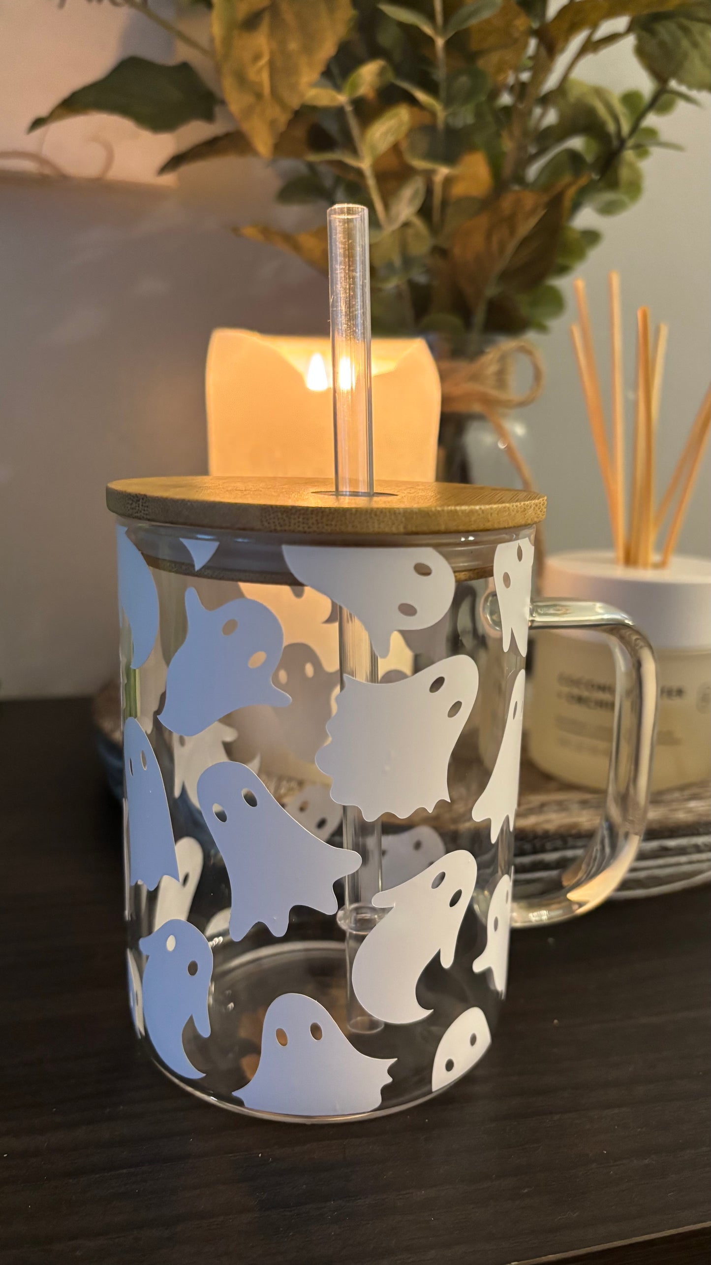 Spooky ghosts glass