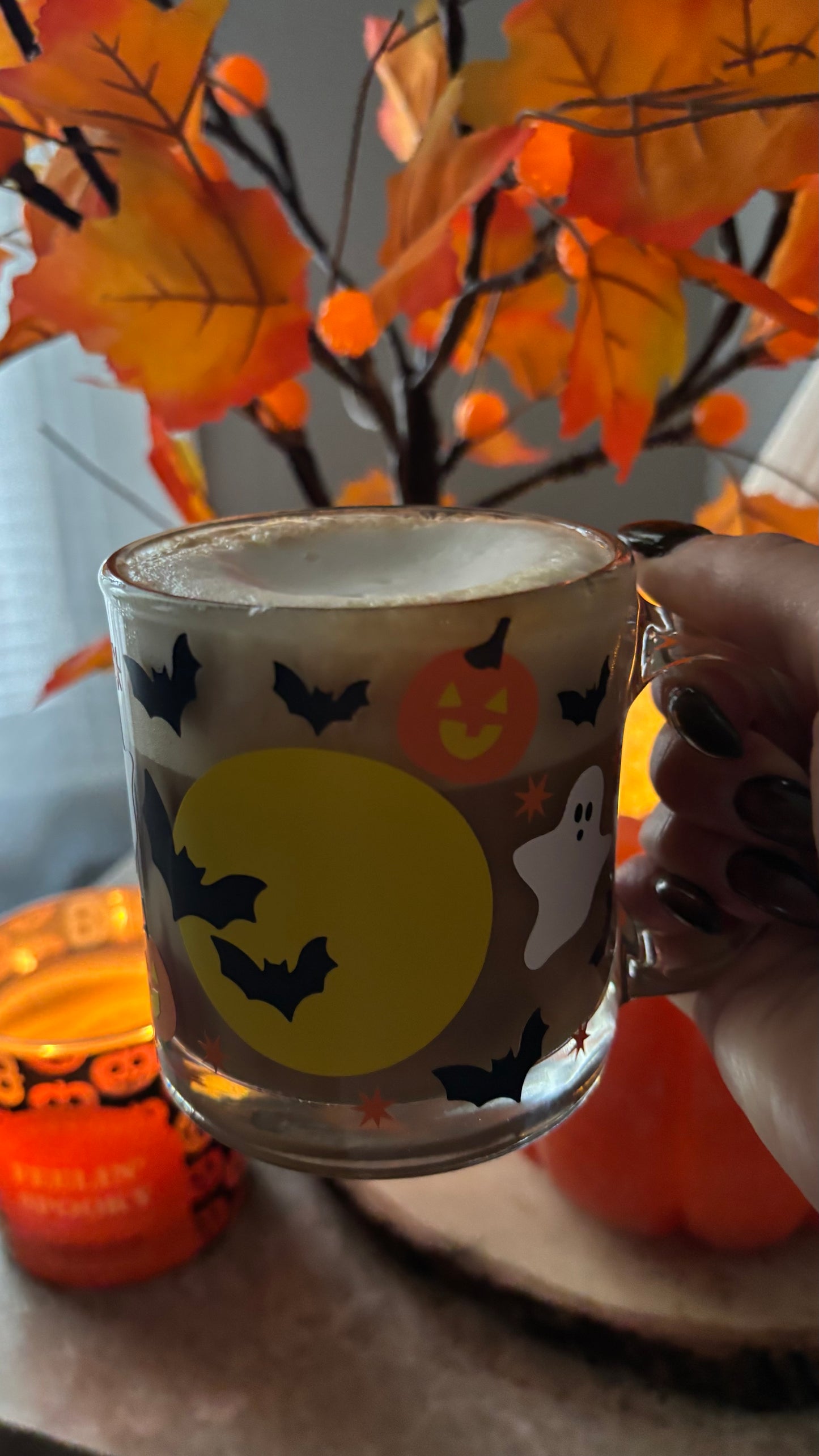 Spooky bats and ghosts mug